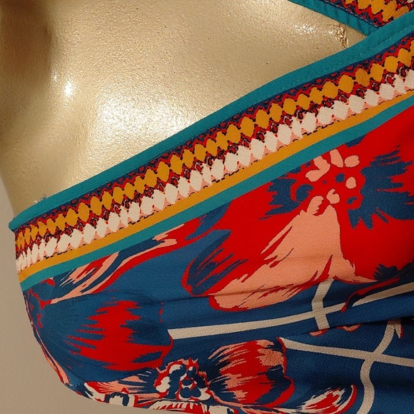 Flying Tomato Blue and Red Floral Maxi Dress With Bell Sleeves - Picture 4 of 7